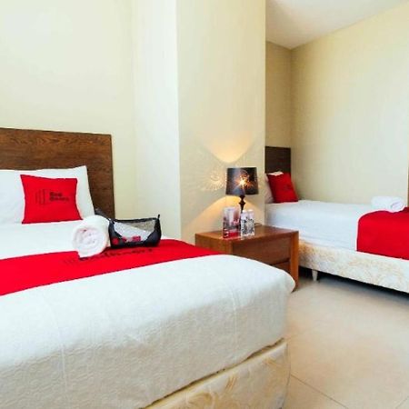 Hotel RedDoorz near Osmena Highway 1 Makati City Zewnętrze zdjęcie