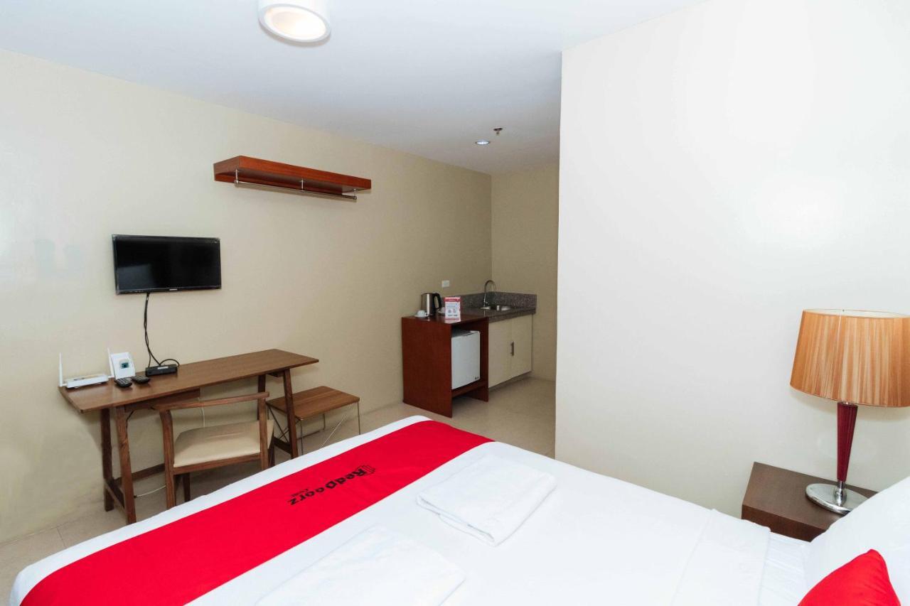 Hotel RedDoorz near Osmena Highway 1 Makati City Zewnętrze zdjęcie