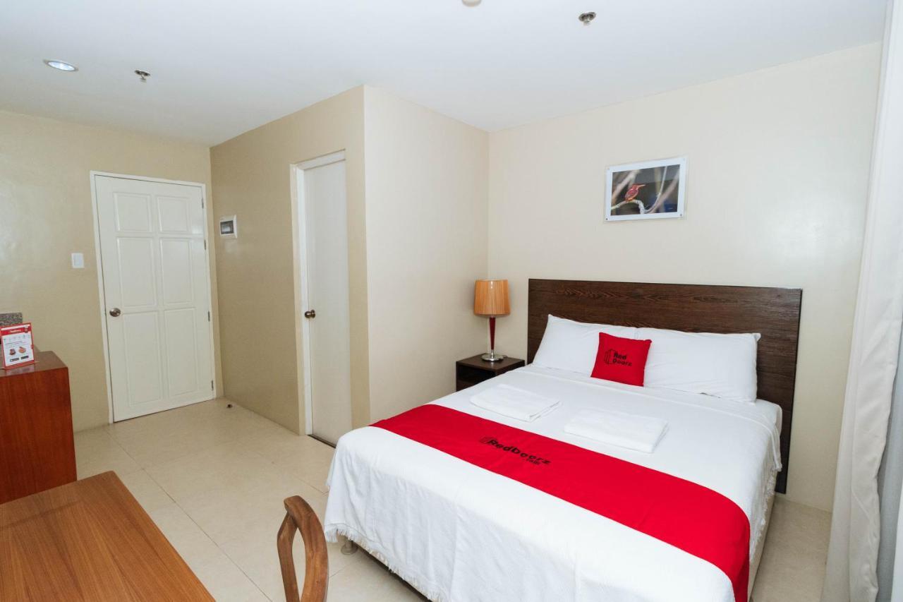 Hotel RedDoorz near Osmena Highway 1 Makati City Zewnętrze zdjęcie